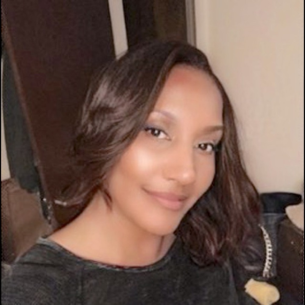 Meet your Posher, Denyce